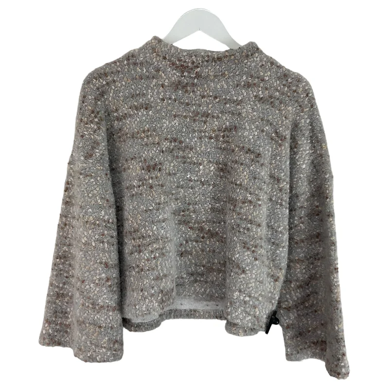 Sweater By Clothes Mentor In Grey, Size: L