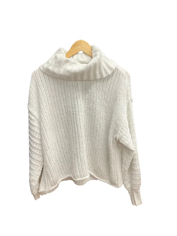 Sweater By Clothes Mentor In White, Size: L