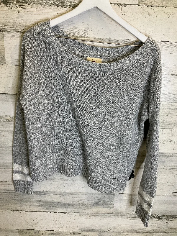 Sweater By Hollister In Grey, Size: M