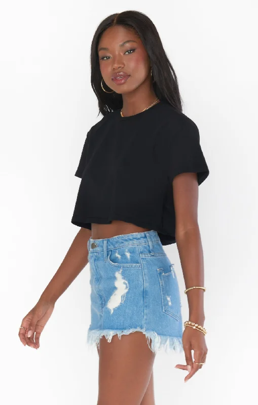 Basic Cropped Tee ~ Black